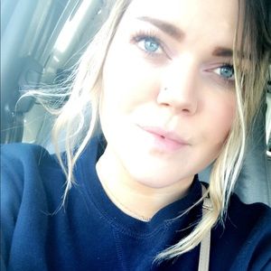 Meet your Posher, Alyssa